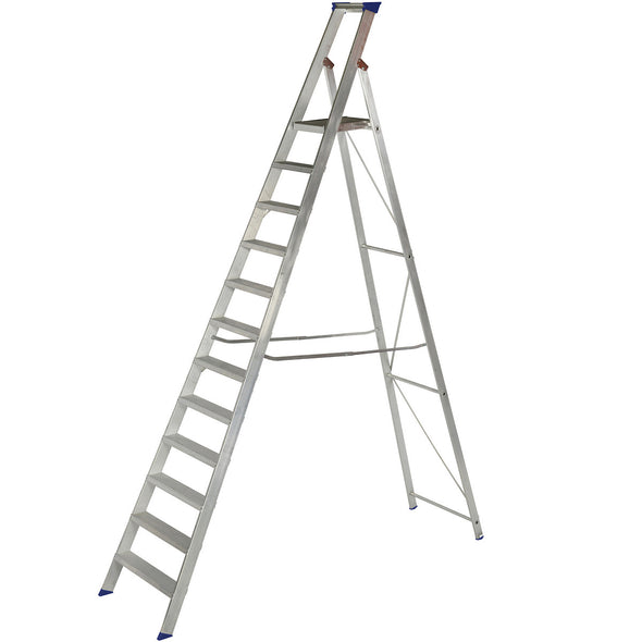 Werner 715 Series Platform Step Ladders (4801772617782)